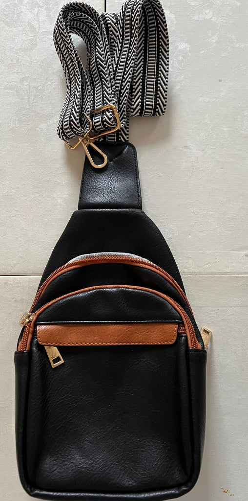 Cross Body Bag in black