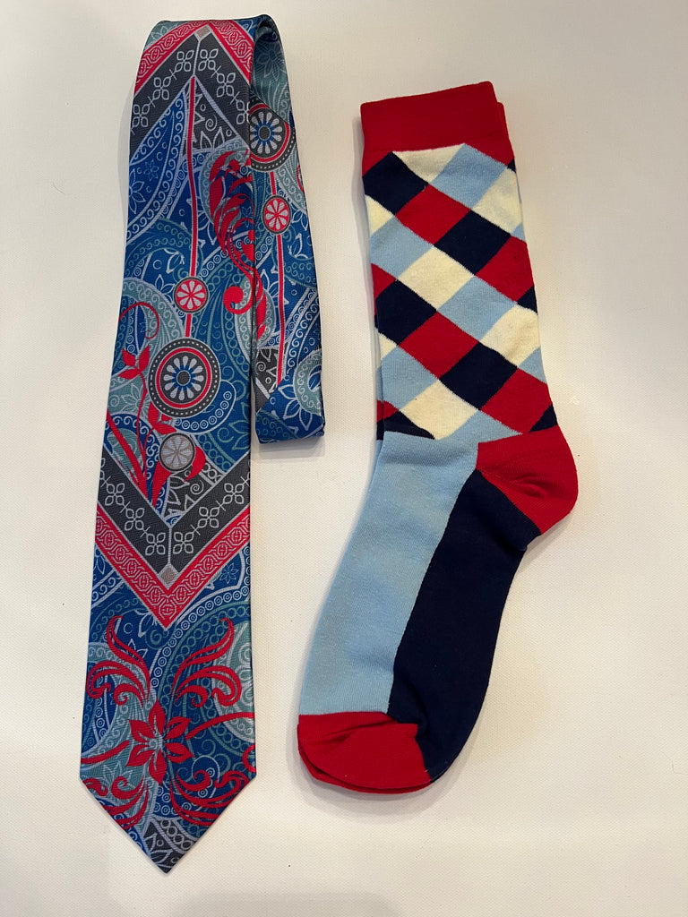 Prosperity Silk Tie with Socks