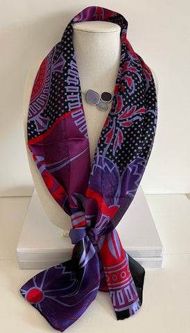 Purple Passion Scarf with Tricolor Resin Necklace